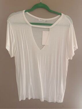 The Hanger White Choker V-Neck Tee | Soft Boutique Basic | NWT | Size L